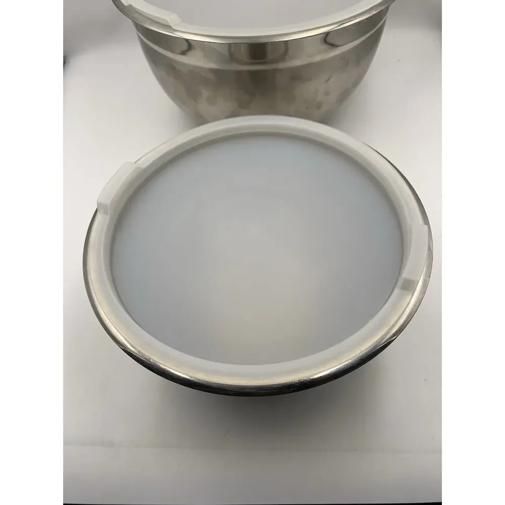 Set of 8 Stainless Steel professional grade Prep Bowls with Lids,